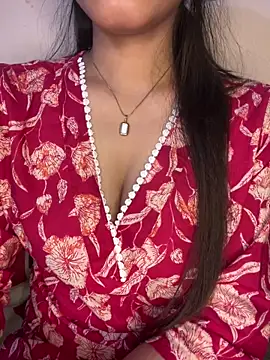 Snapshot of _riyaahahaha_ chatting on 10/07/25, 11:29 riyaahahaha online show from 10/07/25, 11:29