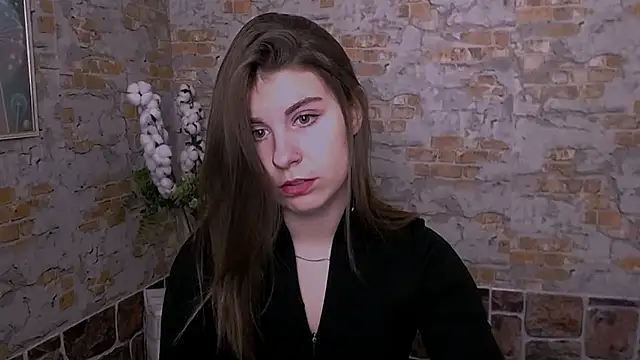 Snapshot of Sweet_Doll_Luna chatting on 12/21/24, 12:59 Sweet Doll Luna online show from 12/21/24, 12:59