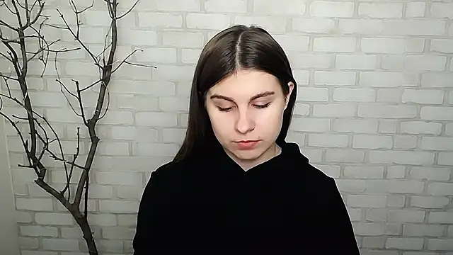 Snapshot of Sweet_Doll_Luna chatting on 12/22/24, 01:22 Sweet Doll Luna online show from 12/22/24, 01:22