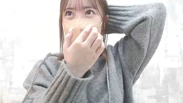 LOVE MOMO LOVE online show from 01/05/25, 11:15