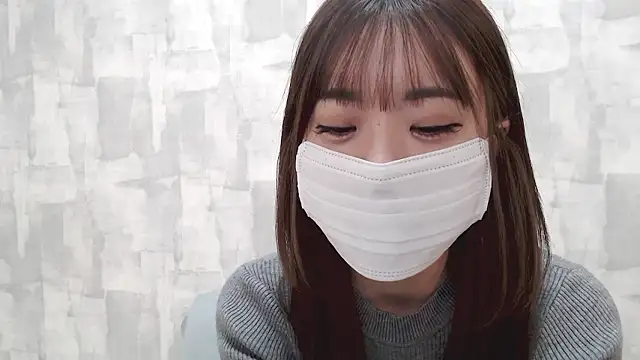 LOVE MOMO LOVE online show from 10/10/25, 10:58