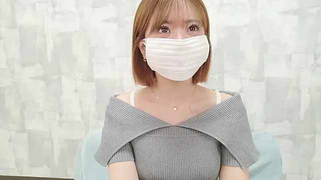 LOVE MOMO LOVE online show from 04/16/26, 12:17