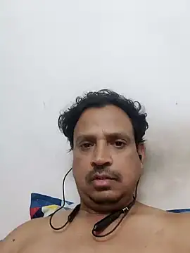 Raj1043 online show from 12/12/24, 07:15