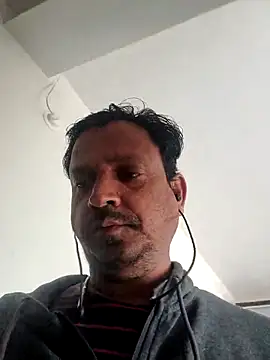 Raj1043 online show from 11/14/25, 05:17