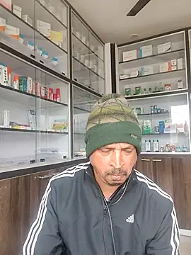 Raj1043 online show from 12/20/25, 06:09