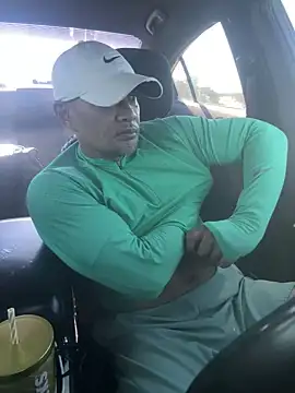 EatMyCake831 online show from 10/16/25, 06:31