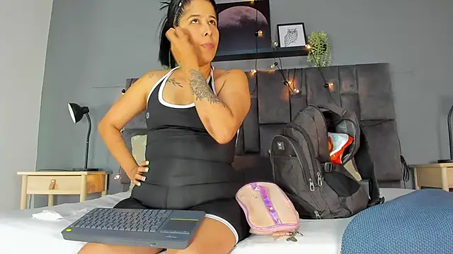 DulceAurora   online show from 03/19/26, 02:15