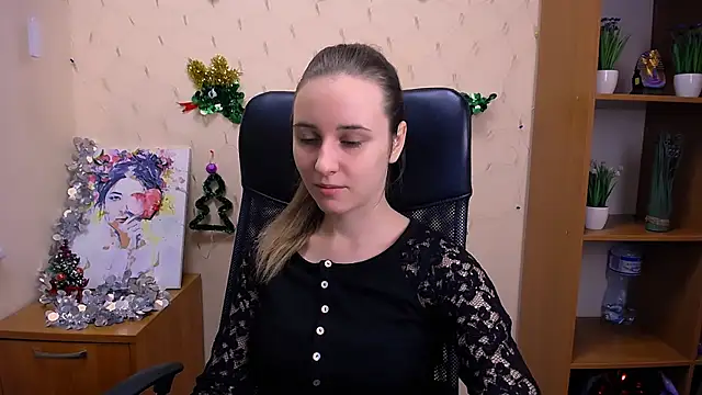  Nicole new online show from 12/21/24, 12:16