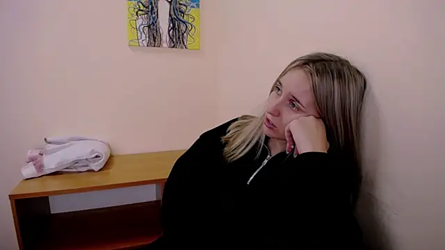  Nicole new online show from 09/19/25, 12:39