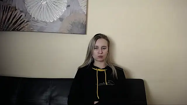  Nicole new online show from 11/30/25, 03:16