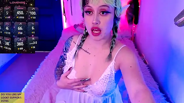 Snapshot of rosse_ivy chatting on 02/04/25, 04:08 rosse ivy online show from 02/04/25, 04:08