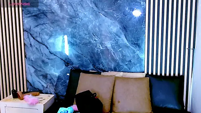 Isalombardi online show from 09/20/25, 02:45