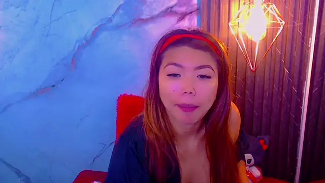 Snapshot of Isalombardi chatting on 04/10/26, 02:39 Isalombardi online show from 04/10/26, 02:39
