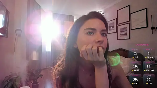 Snapshot of NicoleLuv chatting on 05/19/26, 05:08 NicoleLuv online show from 05/19/26, 05:08