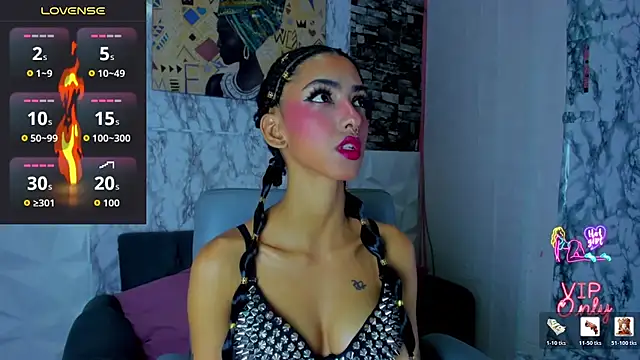 Queen Cuarxxo online show from 07/14/26, 12:35
