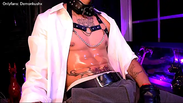 DemonKush-- online show from 11/22/25, 04:33