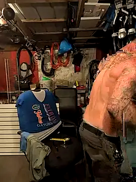 jtw14 online show from 09/28/25, 02:39