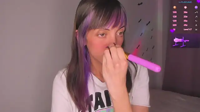 MiaGoth  online show from 11/08/25, 11:03