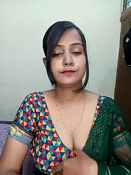 Snapshot of Miss-Riyasingh chatting on 07/14/26, 01:06 Miss-Riyasingh online show from 07/14/26, 01:06