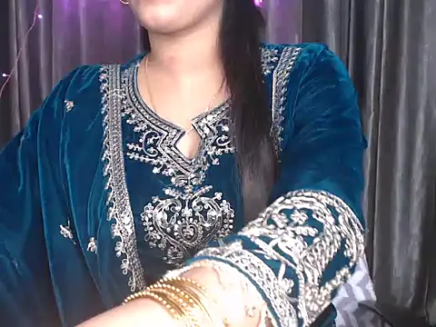 Sexy Myra18 online show from 02/12/25, 12:55