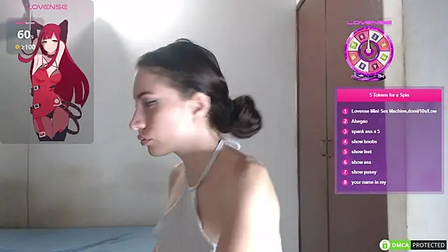 Snapshot of aurelialux chatting on 02/20/25, 09:09 aurelialux online show from 02/20/25, 09:09