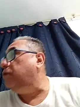 MATTHEW MRANDA online show from 10/08/25, 03:26