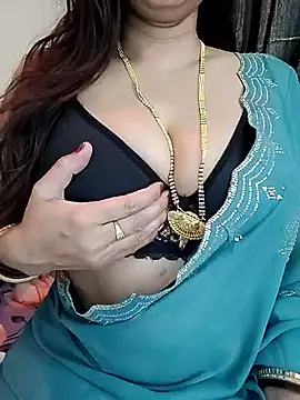 Snapshot of kaamuk_shweta chatting on 02/09/26, 07:34 kaamuk shweta online show from 02/09/26, 07:34