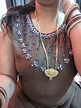 Snapshot of kaamuk_shweta chatting on 02/10/26, 07:56 kaamuk shweta online show from 02/10/26, 07:56