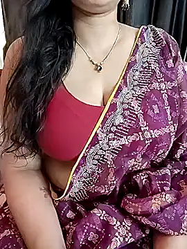 Snapshot of kaamuk_shweta chatting on 05/01/26, 03:22 kaamuk shweta online show from 05/01/26, 03:22