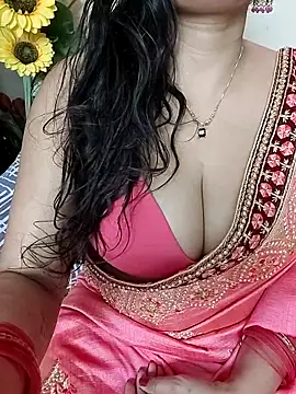 Snapshot of kaamuk_shweta chatting on 05/02/26, 07:30 kaamuk shweta online show from 05/02/26, 07:30