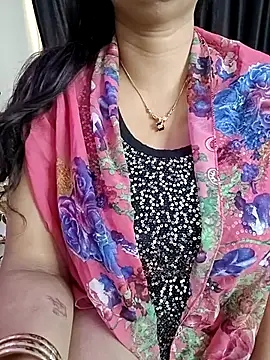Snapshot of kaamuk_shweta chatting on 05/09/26, 09:03 kaamuk shweta online show from 05/09/26, 09:03