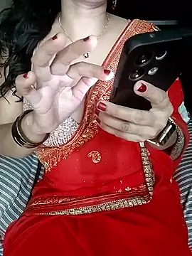 Snapshot of kaamuk_shweta chatting on 06/21/26, 10:34 kaamuk shweta online show from 06/21/26, 10:34