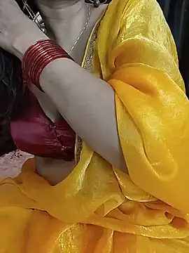 Snapshot of kaamuk_shweta chatting on 06/23/26, 03:15 kaamuk shweta online show from 06/23/26, 03:15