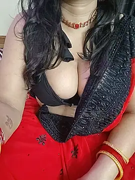 Snapshot of kaamuk_shweta chatting on 06/25/26, 07:02 kaamuk shweta online show from 06/25/26, 07:02