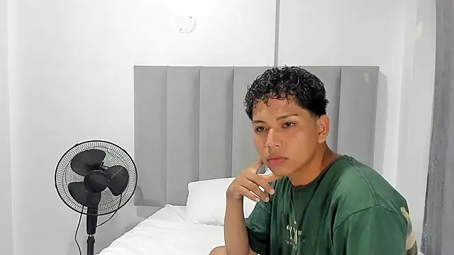 jonmaykolrose online show from 12/12/24, 03:10