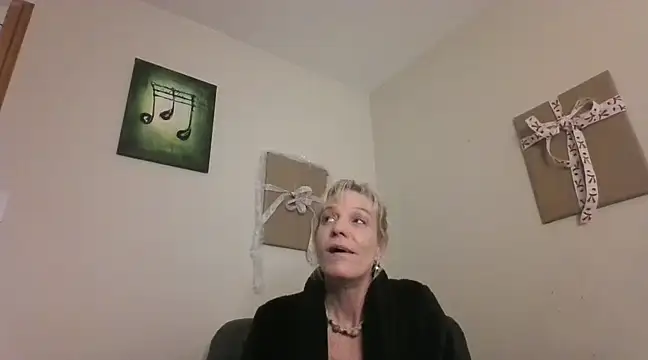 AddieAssets online show from 12/23/24, 07:28