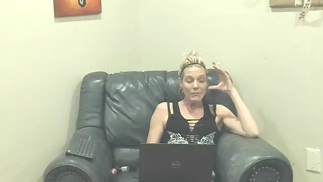 AddieAssets online show from 01/05/25, 07:07