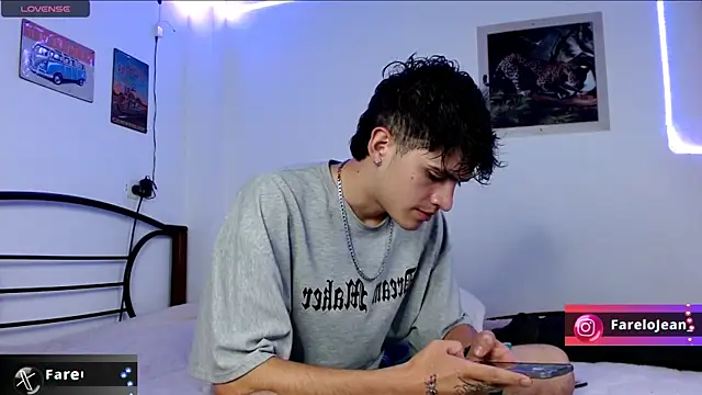 jeanfarelo online show from 12/20/24, 10:16