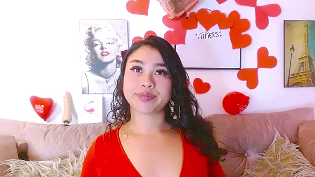 Snapshot of hinataleecs chatting on 02/25/25, 05:04 hinataleecs online show from 02/25/25, 05:04