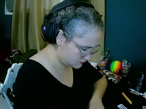 Snapshot of lolalicious_7583 chatting on 02/10/26, 03:49 lolalicious 7583 online show from 02/10/26, 03:49