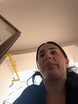 Snapshot of AnaRhodes chatting on 02/25/25, 10:07 AnaRhodes online show from 02/25/25, 10:07