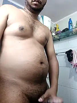 Snapshot of Mmm992170 chatting on 01/24/25, 04:37 Mmm992170 online show from 01/24/25, 04:37