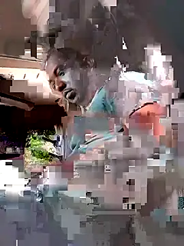 Snapshot of Mmm992170 chatting on 09/20/25, 09:43 Mmm992170 online show from 09/20/25, 09:43