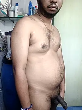 Snapshot of Mmm992170 chatting on 10/20/25, 04:57 Mmm992170 online show from 10/20/25, 04:57