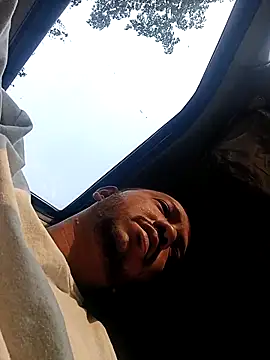 Mmm992170 online show from 04/19/26, 11:31