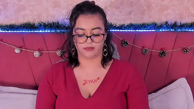 LorenaStevens online show from 12/21/24, 10:06