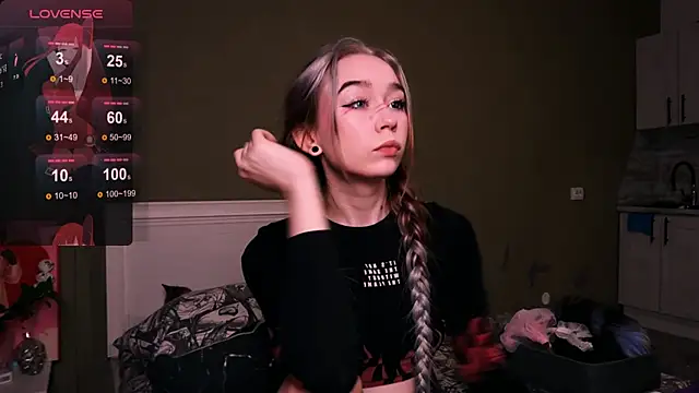 Kimiko   online show from 10/25/25, 11:40