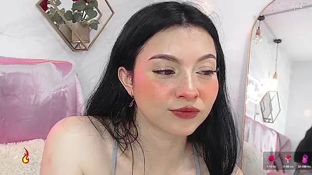 Snapshot of _Rouse_v chatting on 03/07/25, 01:40  Rouse v online show from 03/07/25, 01:40