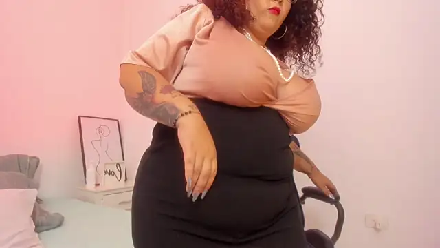 MaraaSweett online show from 10/21/25, 12:11