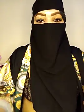 Snapshot of MerriamxHot chatting on 03/10/25, 06:34 MerriamxHot online show from 03/10/25, 06:34